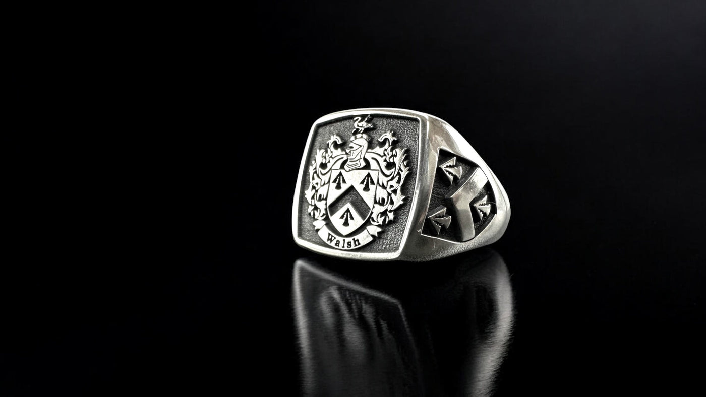 Coat of Arms Ring, Family Crest Rings, Custom Signet Ring, Crest Ring, Family Crest Signet Ring Christmas Gift